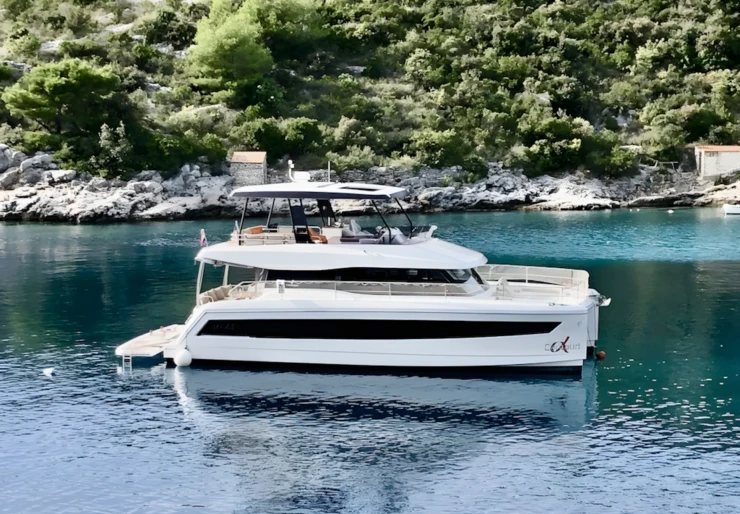 MY 44 Mandalina | ALPHA CENTAURI