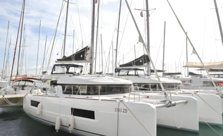 Lagoon 40