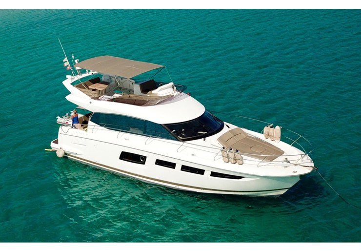 Prestige 500 Fly Cannigione | Carezza Blu