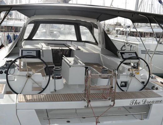 Oceanis 55