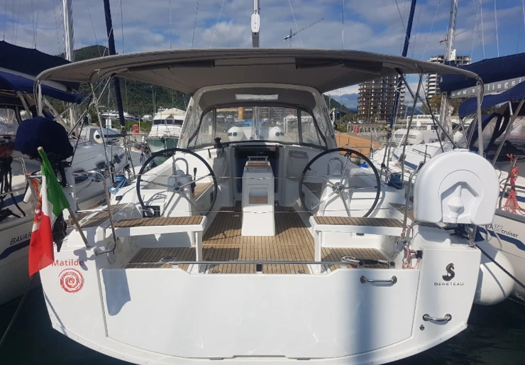 Oceanis 38.1 Puntone - Marina di Scarlino | Matilde