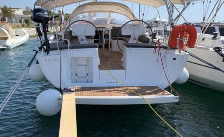 Hanse 458