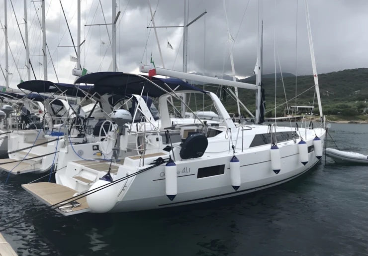 Oceanis 41.1 Marina d'Arechi | Agena