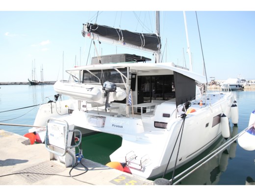 Lagoon 42