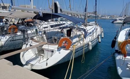 Bavaria 44