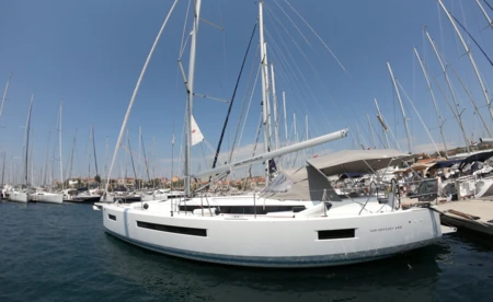 Sun Odyssey 490