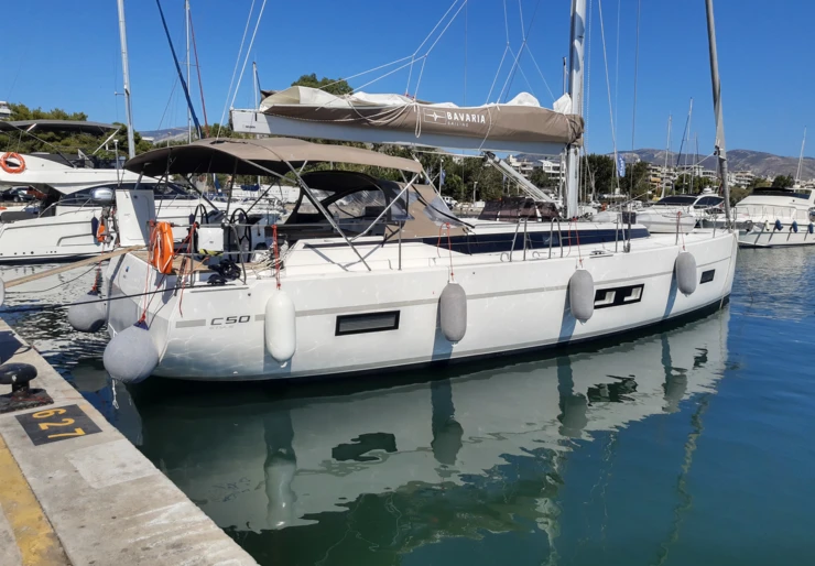 Bavaria C50 Lavrion - puerto principal | Hainan