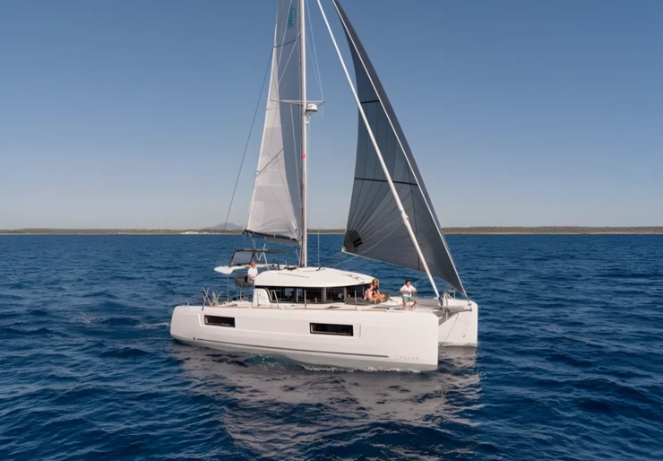 Lagoon 40 Puerto de Olbia | Gelso - Standard line