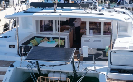 Lagoon 450 F