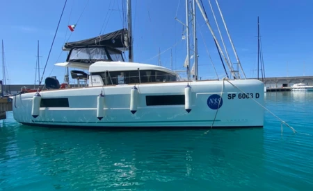 Lagoon 40