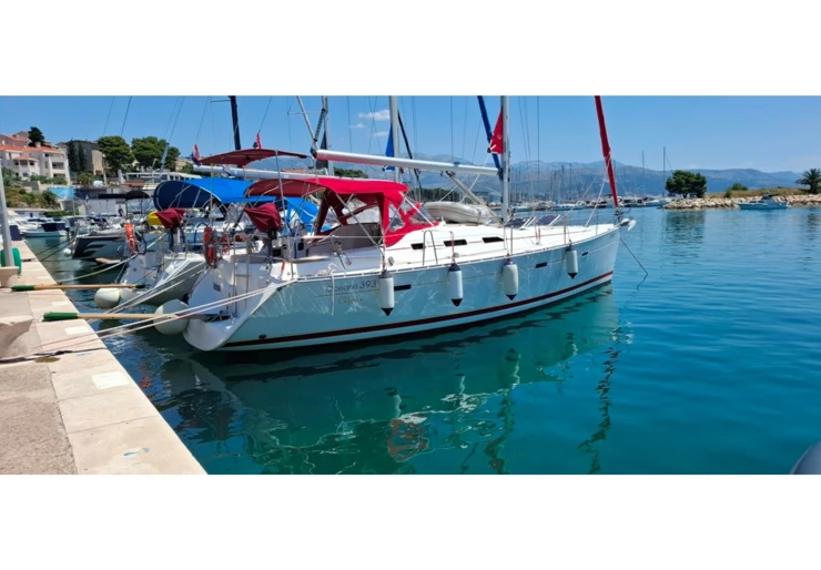 Oceanis 393 Marina Zenta | Škuribanda (refit: 2026, new engine and solar panels)