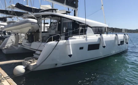 Lagoon 42