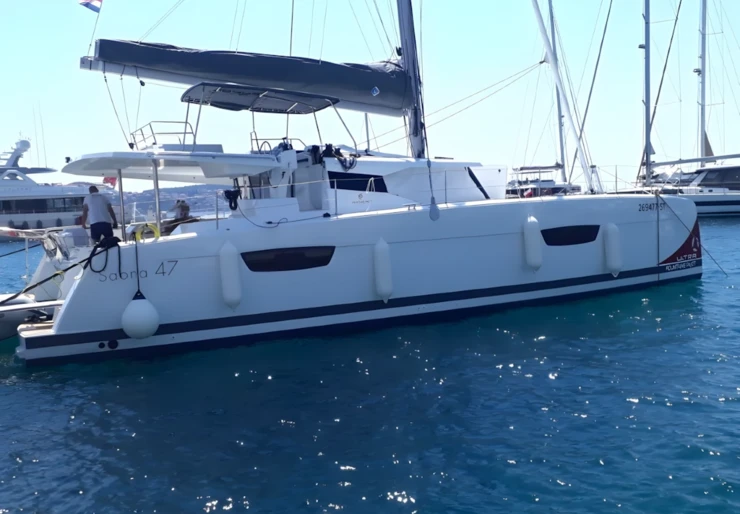 Saona 47 Marina Baotic | DESAFINADO