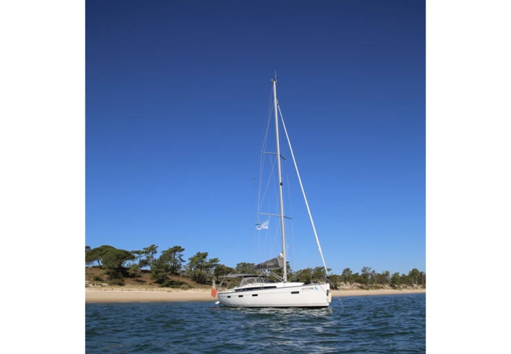 Bavaria Cruiser 41 Marina Belem | OFFSPRING