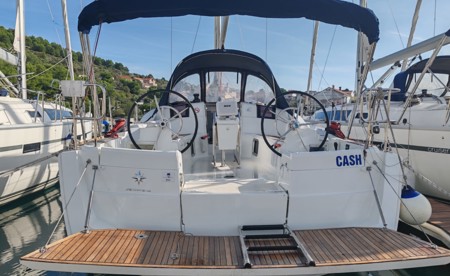 Sun Odyssey 389