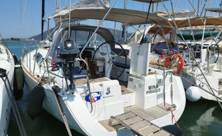 Oceanis 37