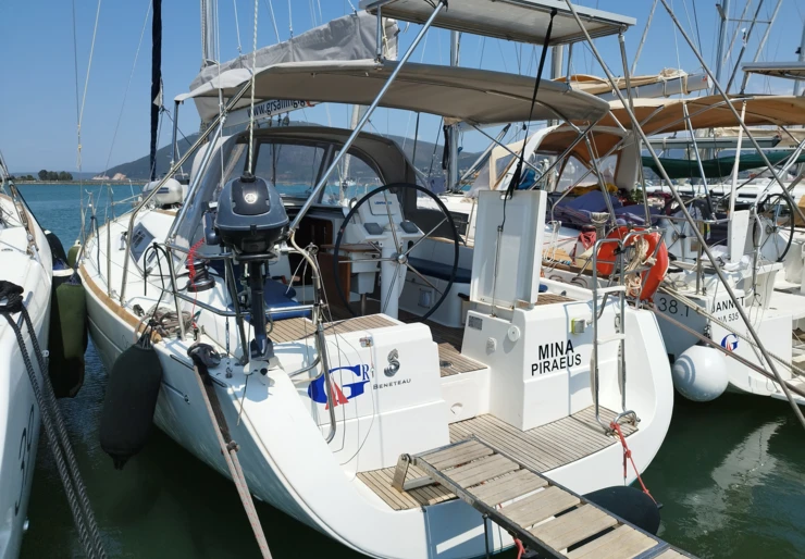 Oceanis 37 Nea Peramos im Saronischen Golf | MINA "Sails 2025"