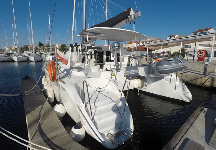 Lagoon 380 Mandalina | Grey pearl