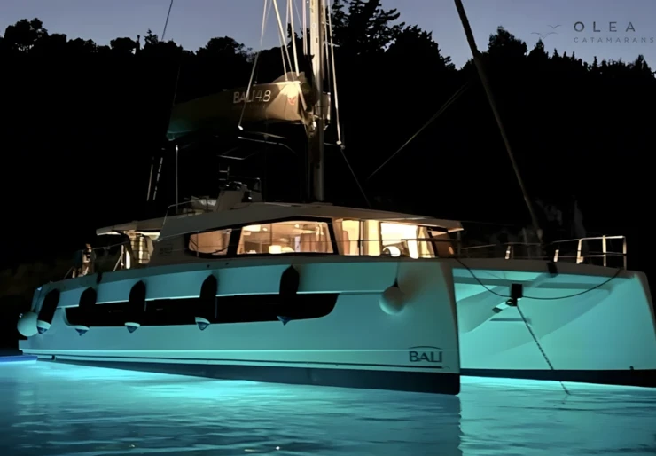 Bali 4.8 Port de Lefkas | Olea crewed Elegant pack