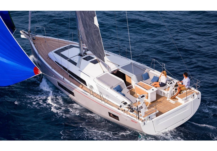 Oceanis 46.1 Cala dei Sardi | Electra (Inverter)