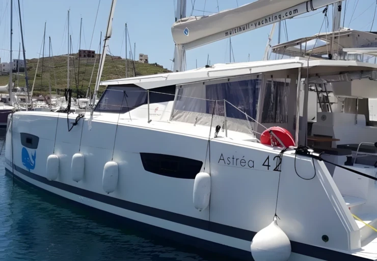 Astrea 42 Olympic Marina | Wild Baleine