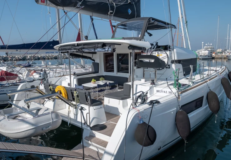 Lagoon 40 Puerto de Lefkas | Meliti