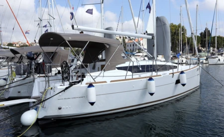 Sun Odyssey 319