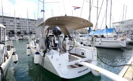 Sun Odyssey 319