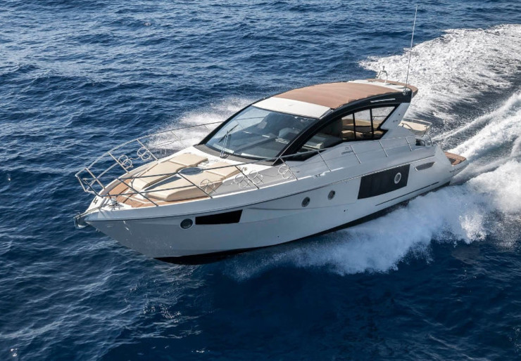 Cranchi M44 HT Marina Naviera Balear | Medusa