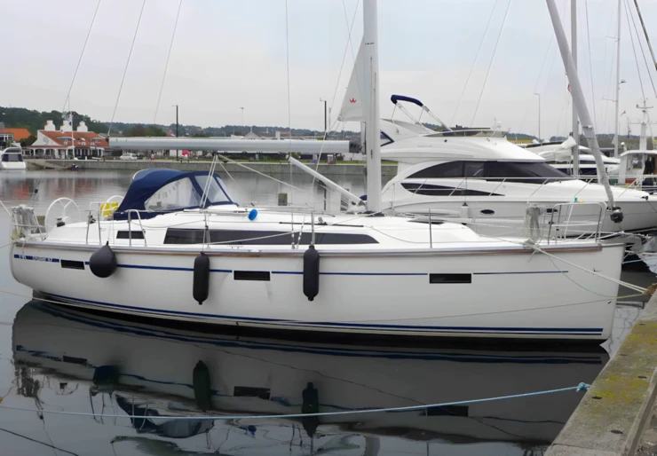 Bavaria Cruiser 37  | Blue Passion