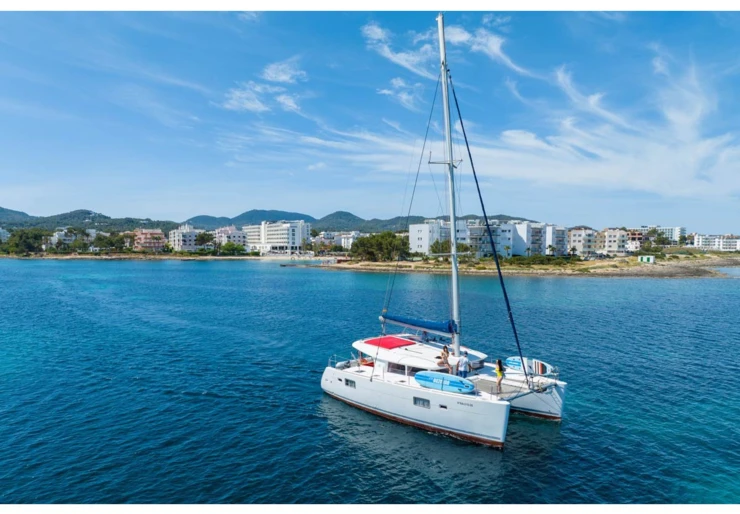 Lagoon 400 Club Nautico de Ibiza | Nusa
