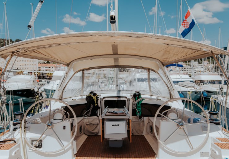 Oceanis 48 ACI Marina | GOLD ONE