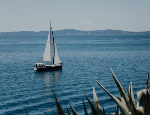 Oceanis 48