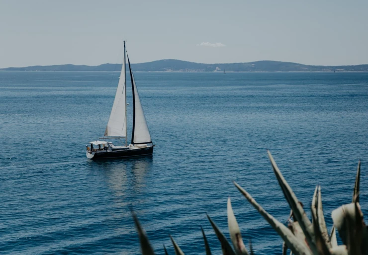 Oceanis 48 ACI Marina | GOLD ONE