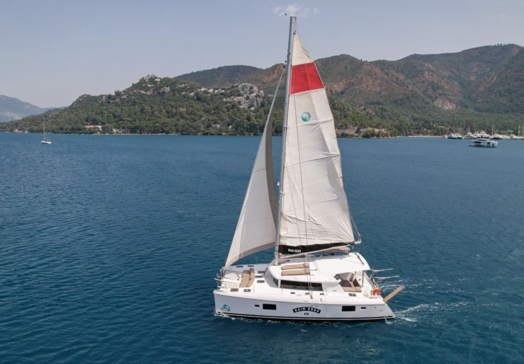Lagoon 421 Marmaris harbour | Rain Dogs