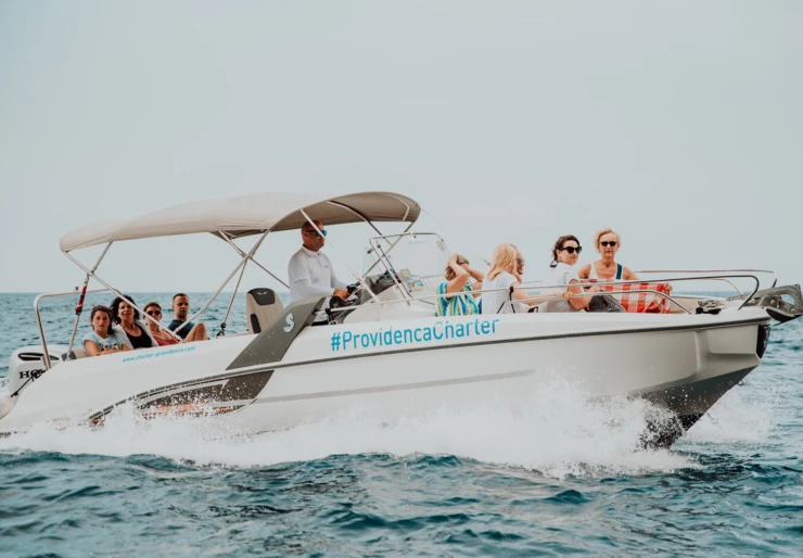 Flyer 7.7 Spacedeck ACI Marina | SPACEDeck