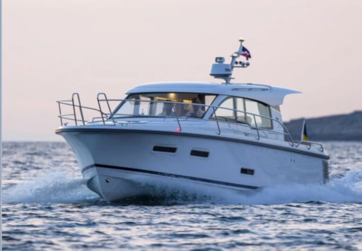 Nimbus 305 Coupe Pirovac | Polluks