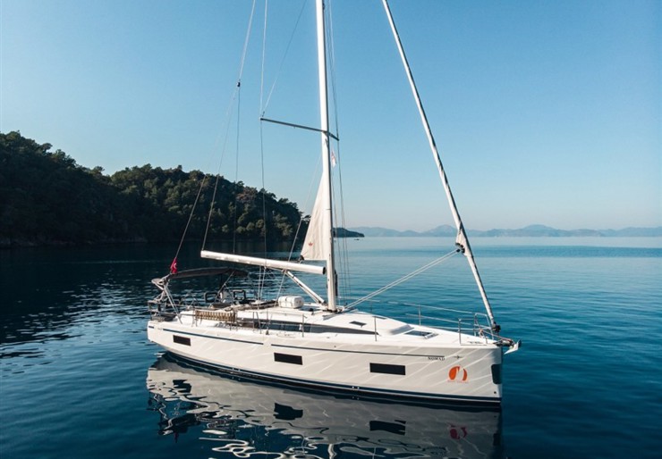 Bavaria C42 Porto di Fethiye | Nomad