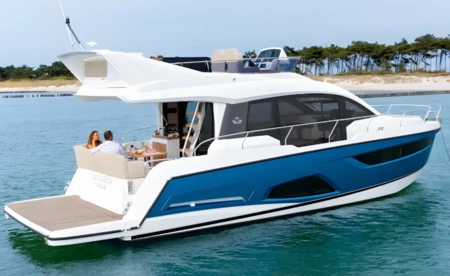 Sealine F430