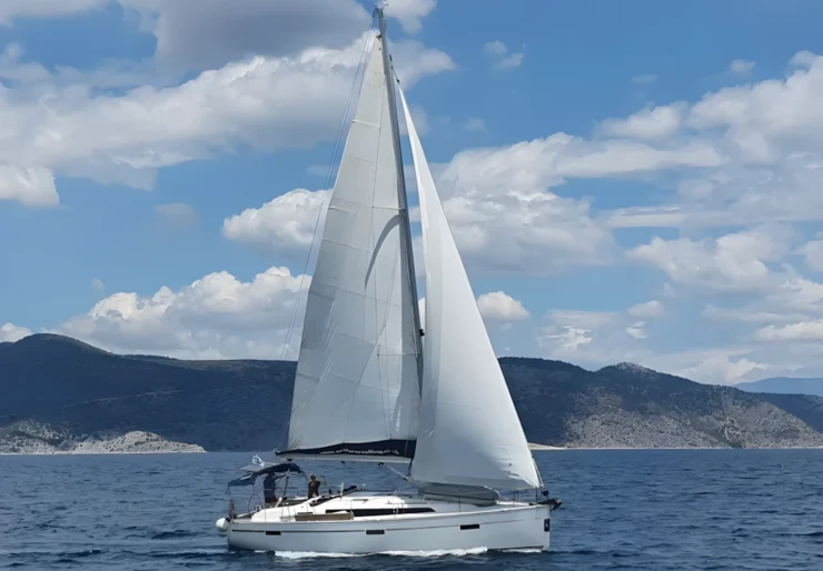 Bavaria 37 Agia Effimia | Eugenia