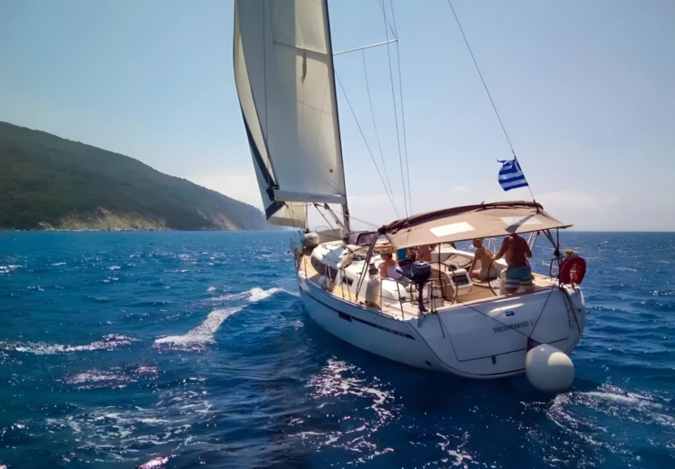 Bavaria 41 Kiato | Thunderbird 1