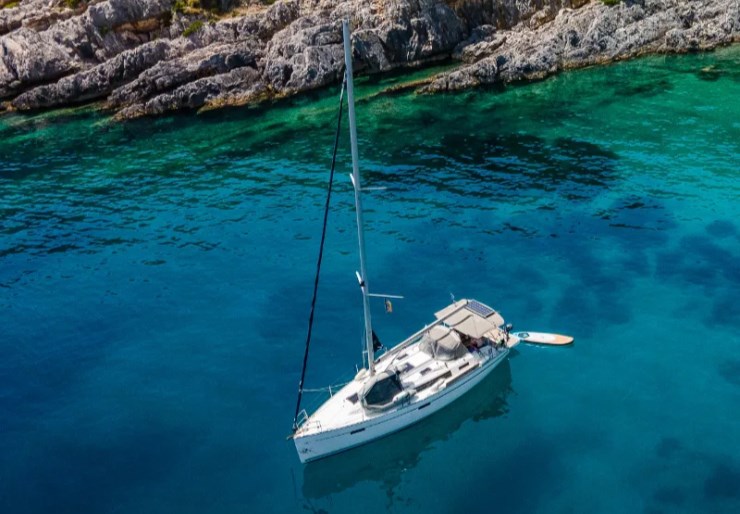 Bavaria 37 Agia Effimia | Angela