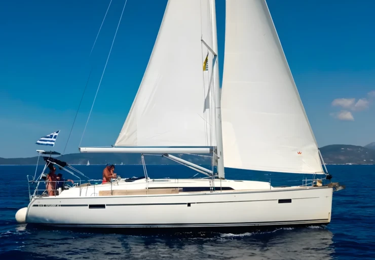 Bavaria 41 Agia Effimia | Stepping Stone