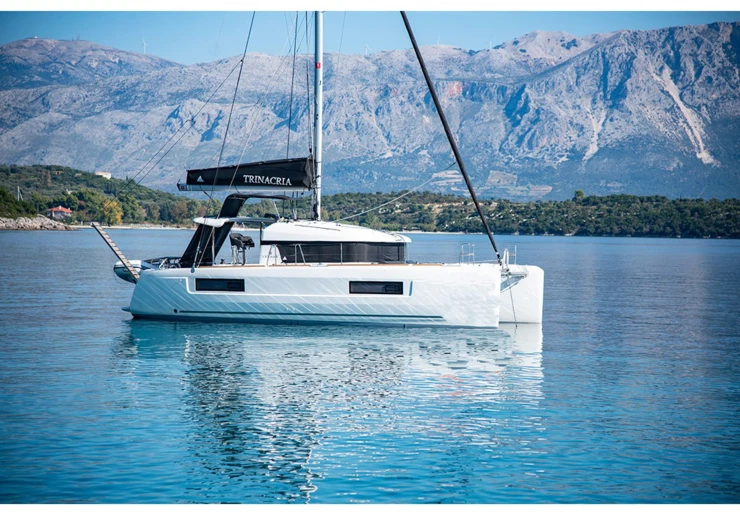 Lagoon 40 Alimos Kalamaki | Trinacria
