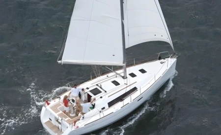 Oceanis 34