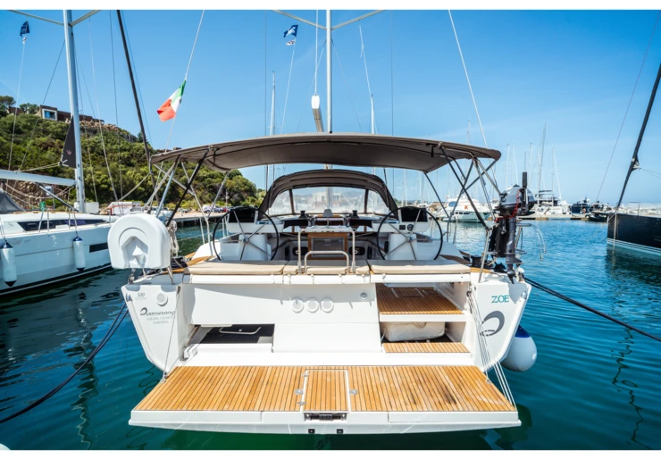 Dufour 520 GL Portisco harbour | Zoe