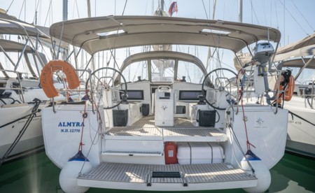 Sun Odyssey 440