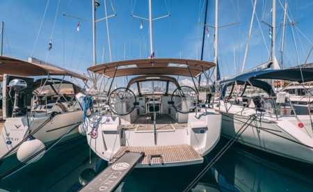 Sun Odyssey 519