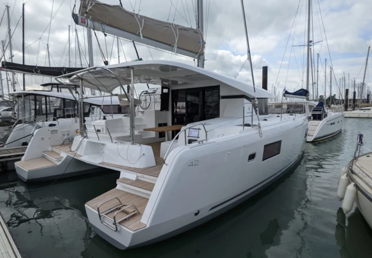 Lagoon 42 Puerto de Lefkas | RIA III (AC, Gen, w.maker)