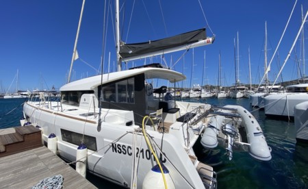 Lagoon 40
